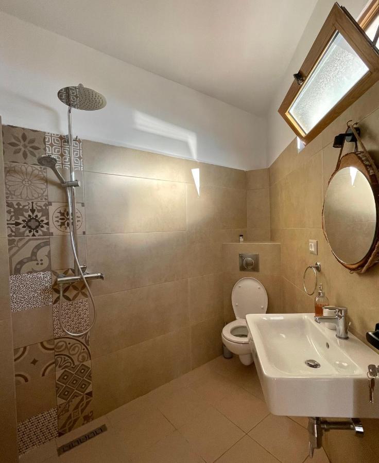 Tekada Hotel & Restaurant Avlonya Dış mekan fotoğraf