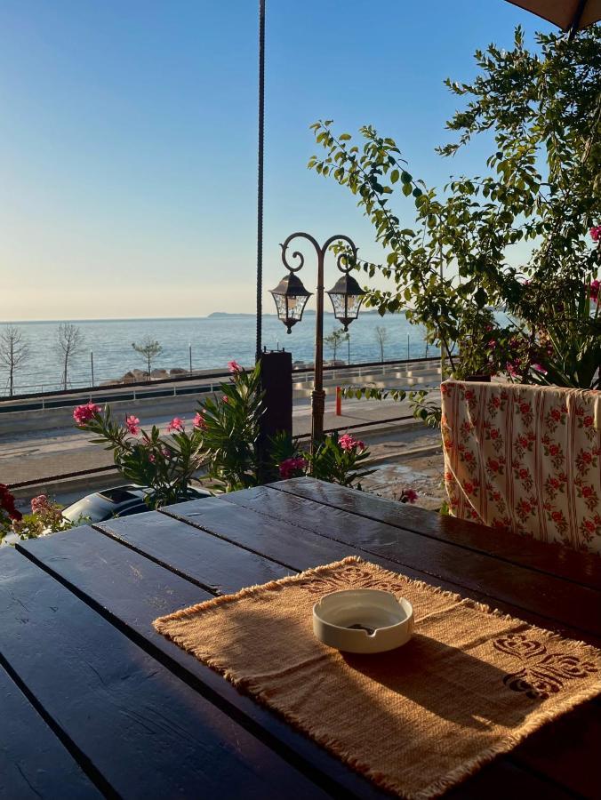 Tekada Hotel & Restaurant Avlonya Dış mekan fotoğraf